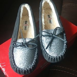 Minnetonka Glitter Slipper